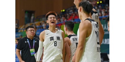 篮球——五人制篮球男子19岁以下组半决赛：广东队胜山东队