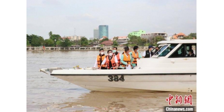 湄南河水位持续上涨 泰国曼谷严阵以待